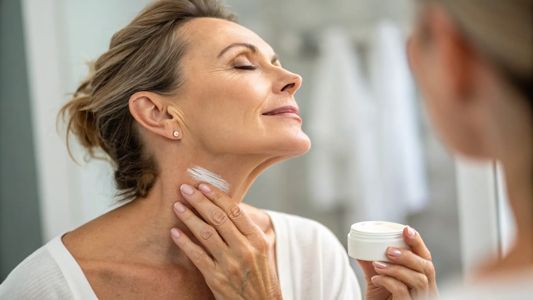 Discover the Best Creams for Neck Firming: Rejuvenate Sagging Neck Skin