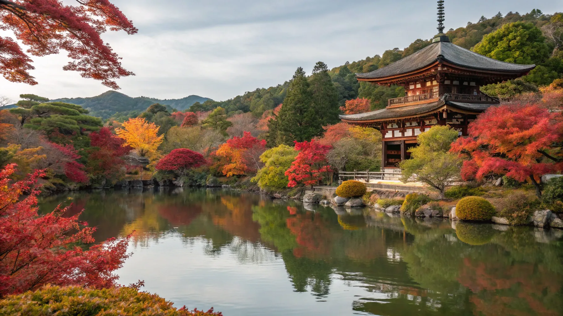 Experience Autumn Foliage Tours Japan from UK 2025