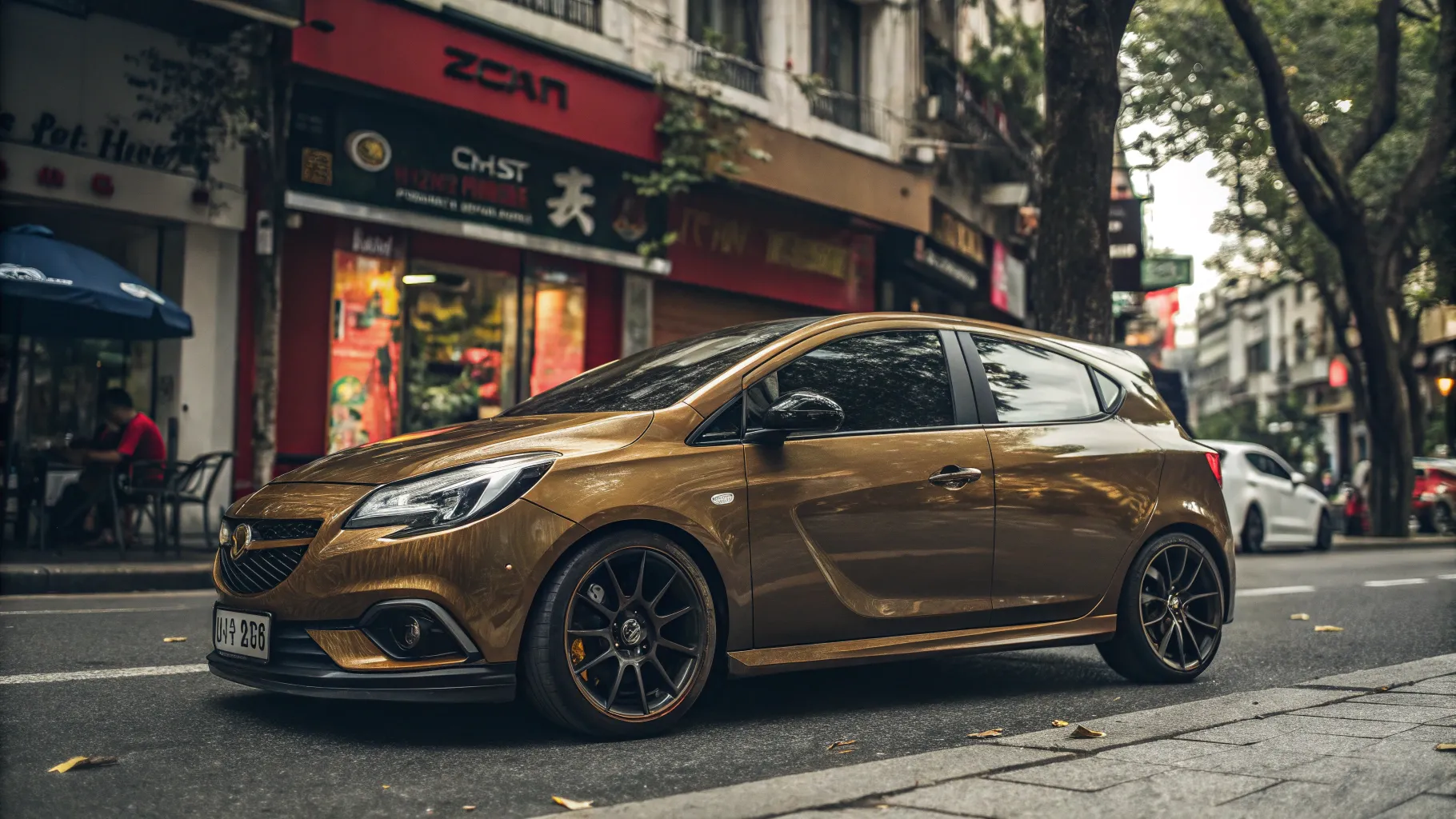 Gebrauchter Opel Corsa zu verkaufen, parked in an urban setting, highlighting its features.